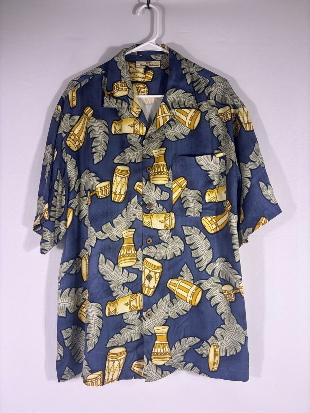 Tommy Bahama Men’s Silk Hawaiian Shirt Blue Drum Print Tropical Camp Large 1168